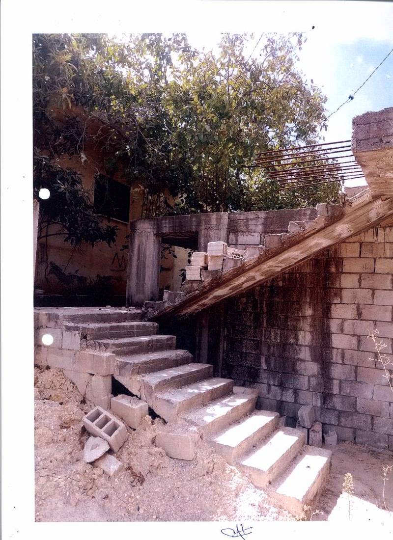 مزاد أرض / مجمع — عجلون