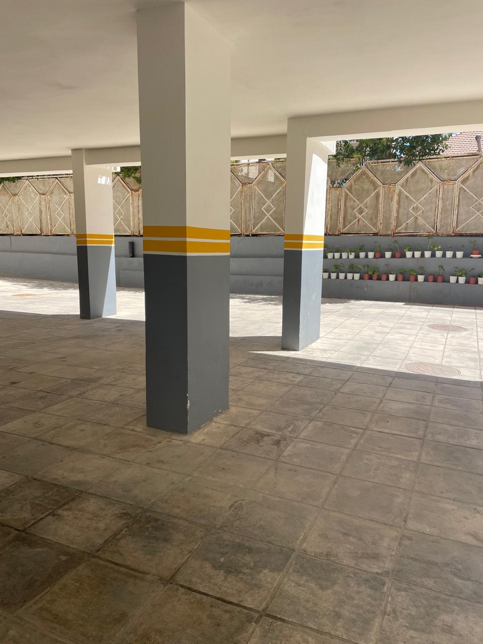 مزاد أرض / مجمع — الصويفية