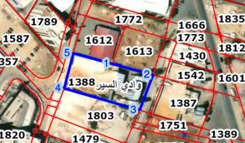 مزاد أرض / مجمع — الصناعة