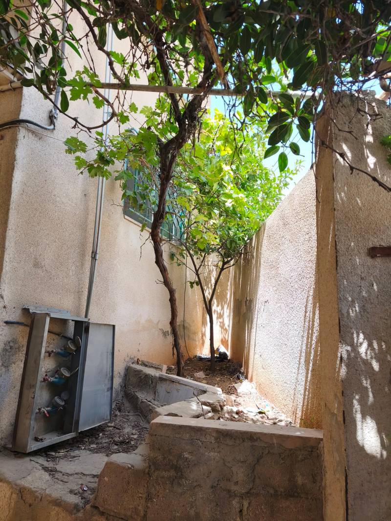 مزاد أرض / مجمع — عطل الزرقاء والرصيفة